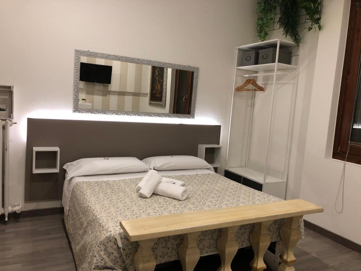 Rooms Giulietta E Romeo Verona Exteriér fotografie